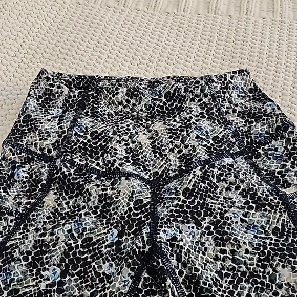 Leggings - Picture 4 of 8